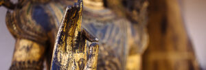 goldene Hand von Statue in Mudra